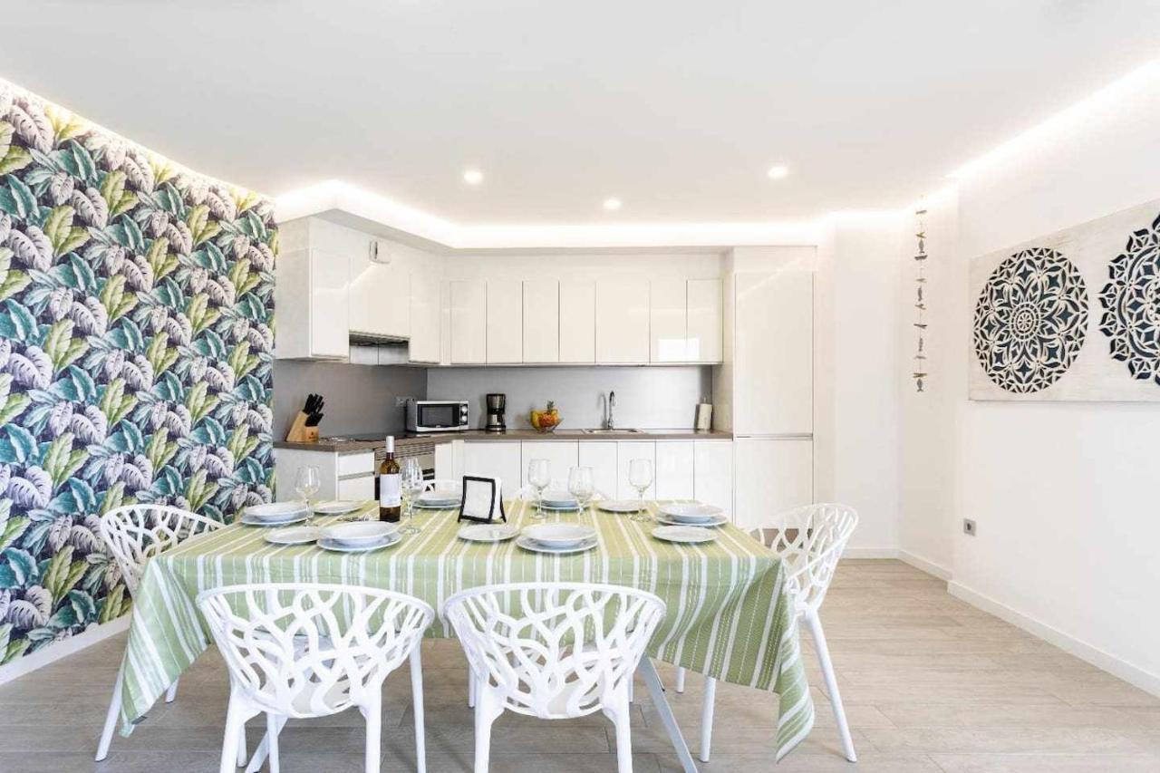 Ocean Garden Suite 1002 Penthouse With Seaviem 아데제 외부 사진